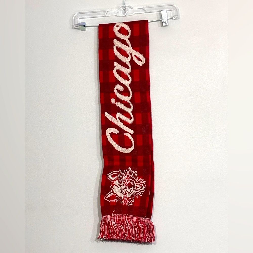 Chicago Wolves Men's Women's Hockey Winter Red White Unisex Knit Scarf Fringe
